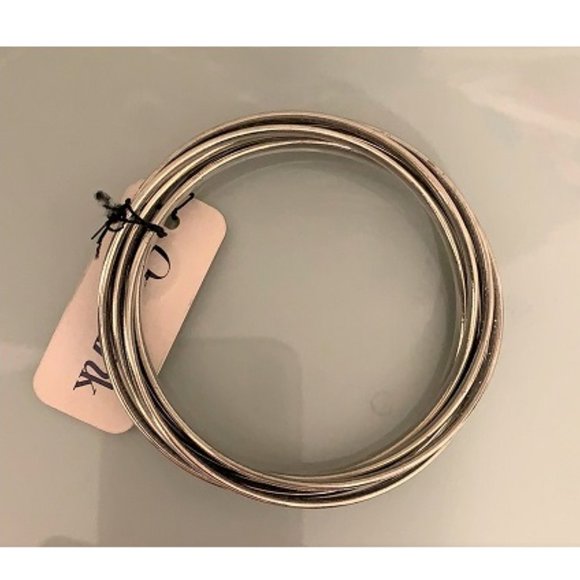 ONE WINK Criss Cross Stackable Bracelet 6 pieces - Picture 5 of 5